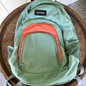 Dakine mint backpack EUC